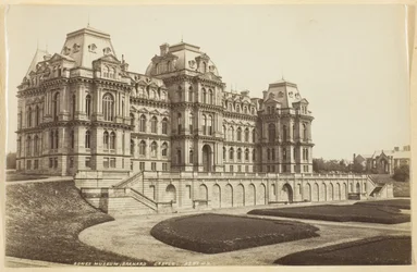 Museo Bowes, Castillo Barnard