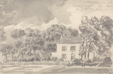 Casa entre árboles