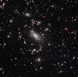 Cúmulo de galaxias MACS J1423 (imagen de la NIRCam)