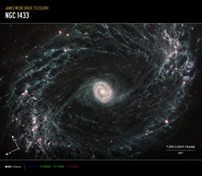 NGC 1433 (Imagen de brújula MIRI)