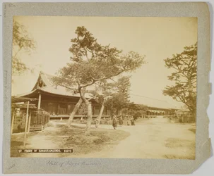 Frente de Sanjusangendo, Kioto, Japón