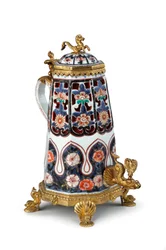 Rara cafetera Imari elegantemente montada con tapa