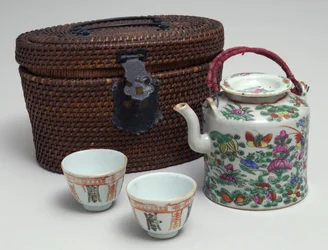Juego de té japonés con estuche de mimbre, c.1850
