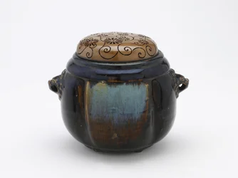 Contenedor de brasas o quemador de incienso, Seto, prefectura de Aichi, período Edo