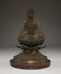 Miroku Bosatsu sentado (madera policromada con cristal, metal y pan de oro)