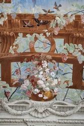 Sarmientos, uvas, flores y pájaros, detalle