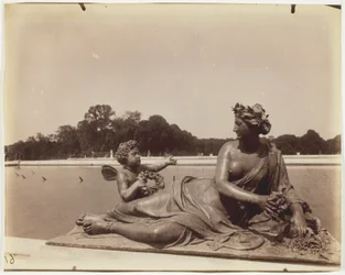 Versalles, esquina del parque