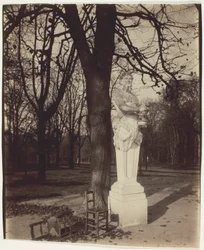 Versalles, esquina del parque