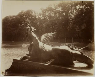 Versalles, Gran Trianón, Dragón de Hardy