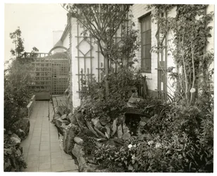 Jardín de la Sra. Regina Jais, c.1936-37