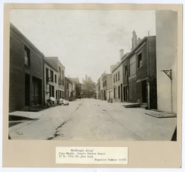 MacDougal Alley, Greenwich Village, Nueva York, EE.UU., c.1905-20