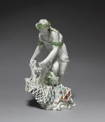 Pescadora, manufactura Fábrica de Porcelana de Ludwigsburg, Alemania, c.1765 (porcelana con esmalte y decoración dorada)