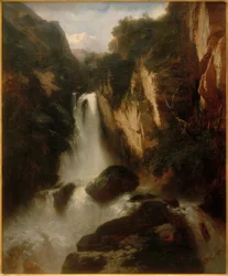 Cascada en las altas montañas