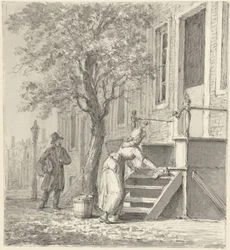 Una criada limpiando una escalera frente a una casa.