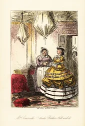 Dama inglesa inspeccionando una habitación elegante con muebles cubiertos y candelabros en globos de tela marrón