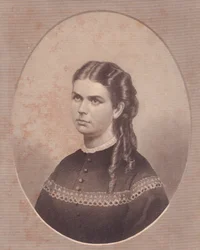 Retrato de Ada Kinsman (1845-1871), esposa del reverendo Edward Archibald Wanless, grabado por FE Jones, circa 1870