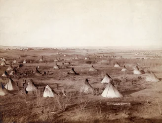 Aldea tribal Lakota en 1891 por John Grabill
