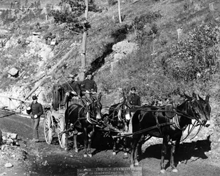 El Pagador de EE.UU. y Guardias en el camino de Deadwood a Ft. Meade, 1888