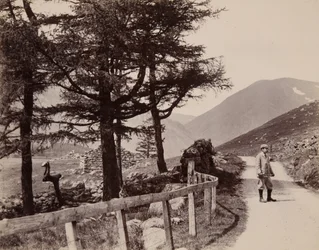 Clova - Casas en ruinas, 1895