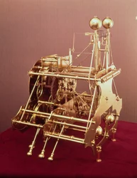 Un Harrison número 1, el primer reloj de navegación, c. 1735 (vista posterior)