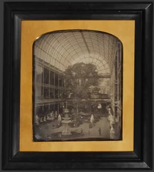 El Palacio de Cristal en Hyde Park, Londres