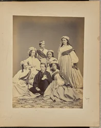 [Cabina de autógrafos y fotógrafos]