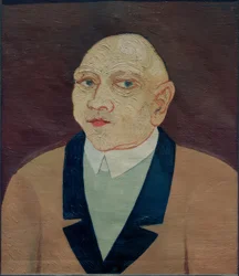 Hombre con chaqueta amarilla