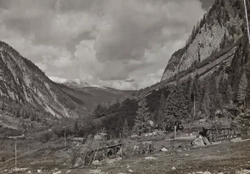 Álbum "Meine weltkriegs - Erinnerungen South-West Front (Carintia, Italia, Tirol del Sur) 31/03/1915-12/11/1918 - Josef Zohles Wien": soldados en el Valle de L