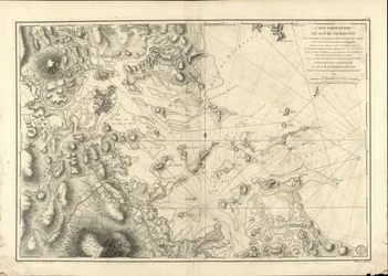 Un mapa especial del puerto de Boston que muestra las sondas, los bancos de arena, las rocas, los amais y otras direcciones útiles para la navegación.
