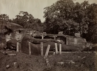 El Paranirvana de Buda, Gal Vihara, Polonnaruva, Ceilán, 1870-1871