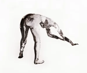 Estudio en tinta n.º 4 (encorvado)