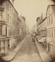 Calle de la Escuela, Boston