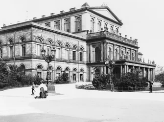 El teatro en Hannover, c.1910