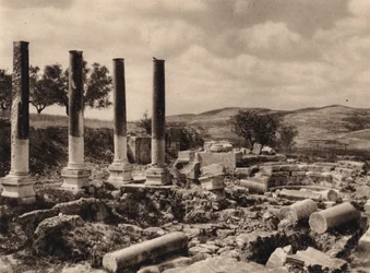 Samaria, Ruinas del Palacio de Herodes (foto b/n)