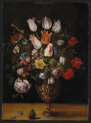 Flores en un jarrón