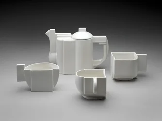Juego de té suprematista