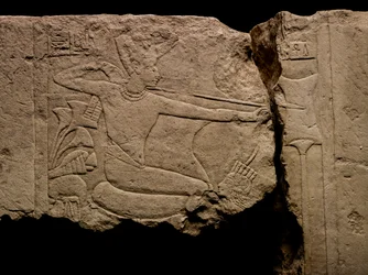 Piedra caliza de Sakkara de la derrota de enemigos:Dinastía XVIII; Reino Nuevo; Egipto; Tut; Tuta..., 2009 (foto)