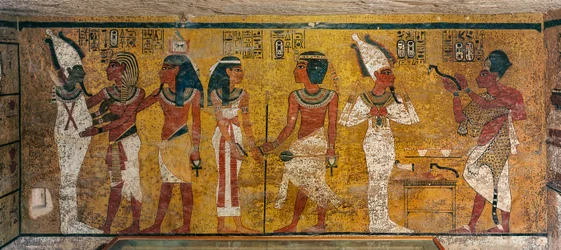 Pintura mural en la tumba del rey Tutankamón; Egipto; Reino Nuevo; Tutankamón; Valle de..., 2003 (foto)
