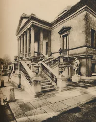 Entrada Porticada a la Casa Chiswick, Una Supervivencia del Siglo XVIII