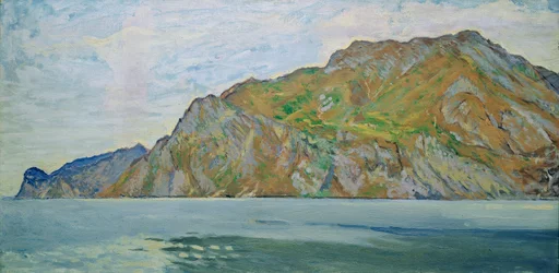 Vista desde Torbole en la orilla occidental del lago de Garda