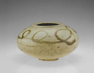 Jarra con diseño de dragón, provincia de Hwanghaedo, período Choson, segunda mitad del siglo XVII