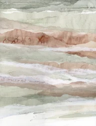 Capas de montaña en tonos apagados