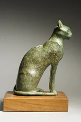 Gato, Período Dinástico Tardío, 664-332 a.C. (bronce)