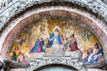 Cristo en la gloria entre la Virgen María y San Juan Bautista