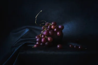 Uvas moradas intensas