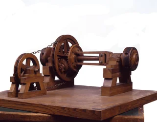 Modelo de madera de engranajes y ruedas basado en el diseño de Leonardo da Vinci (1452-1519). Museo de Ciencia y Tecnología, Milán.