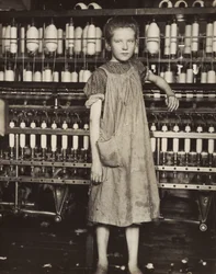 Addie Card, 12 años. Hilandera en fábrica de algodón, North Pownal, Vermont