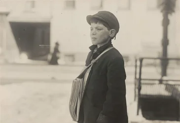 Tony Casale, "Bologna," 11 años vendiendo periódicos durante 4 años, Hartford, Connecticut, Marzo 1909
