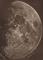 Fotografía de la luna en su primer cuarto,6 de marzo