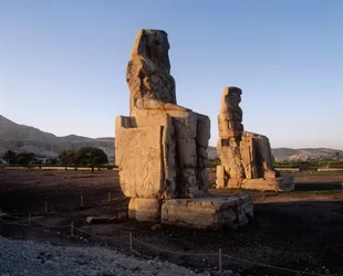 Egipto, Gobernación de Luxor, Karnak, estatuas de Amenhotep III